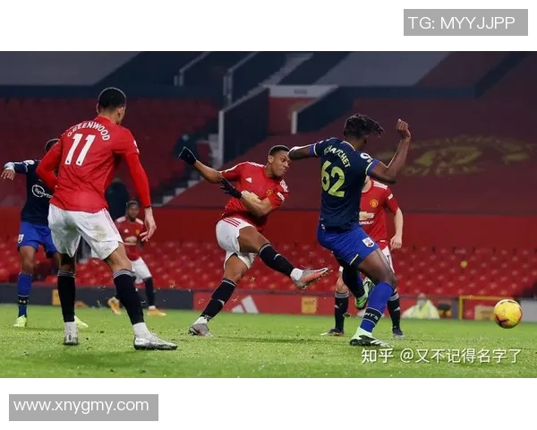 德甲精彩对决巴黎圣日耳曼大胜曼联帽子戏法引发全场狂欢